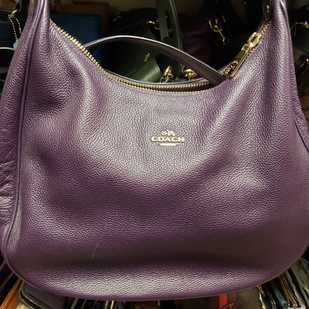 Coach authentic pocketbook